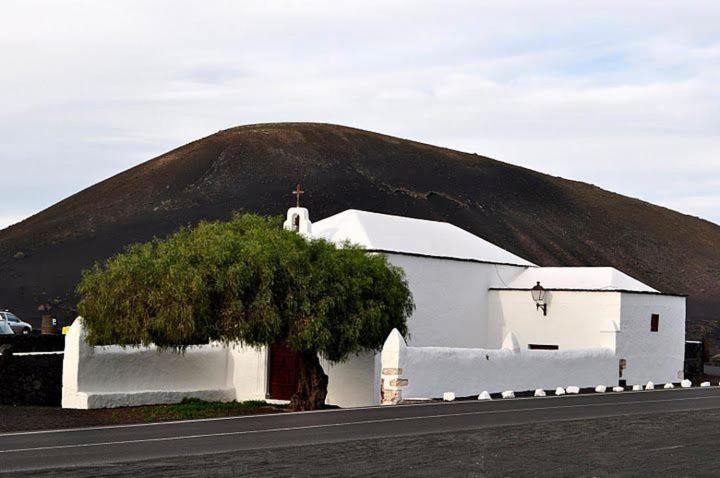 The Colors House Apartment Costa Teguise Bagian luar foto